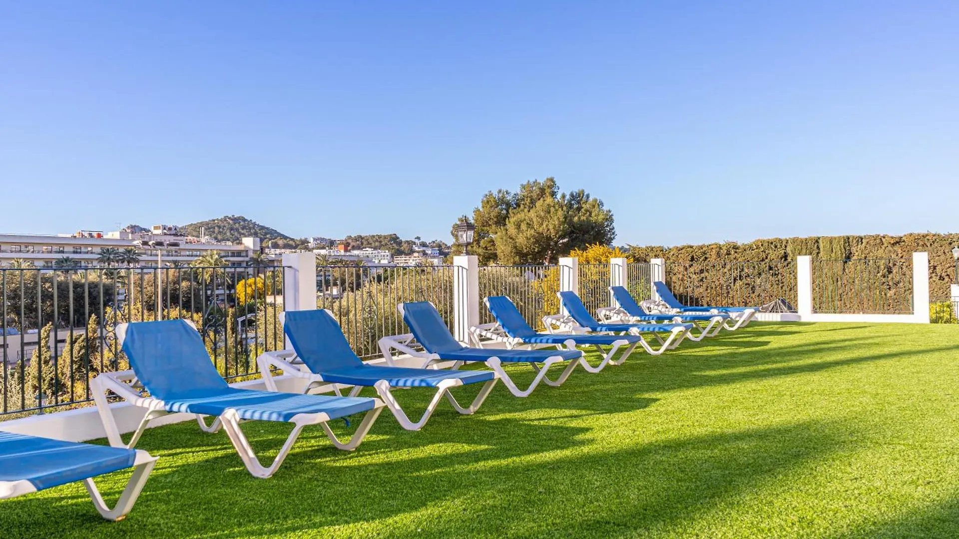 Aparthotel Holiday Center Santa Ponça