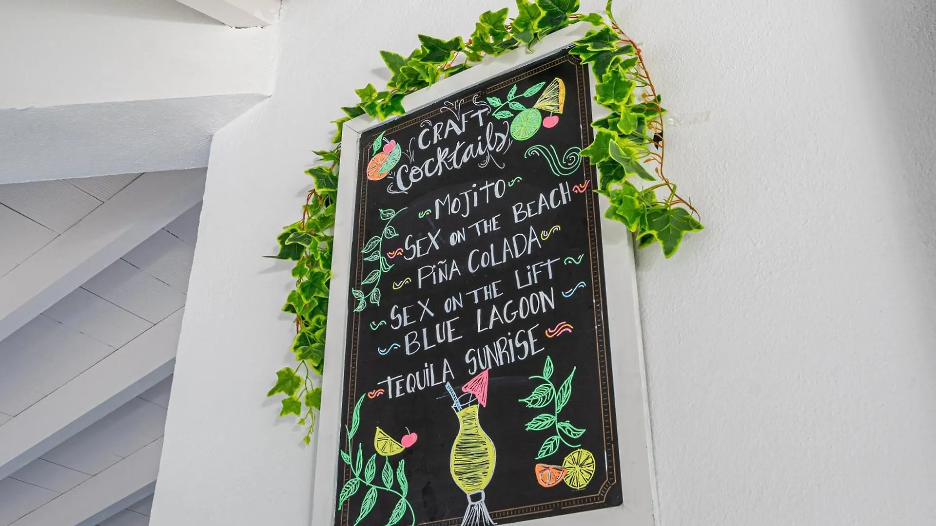Aparthotel Holiday Center Santa Ponsa Spagna