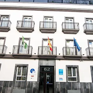 Hotel apartamentowy Plaza De La Luz